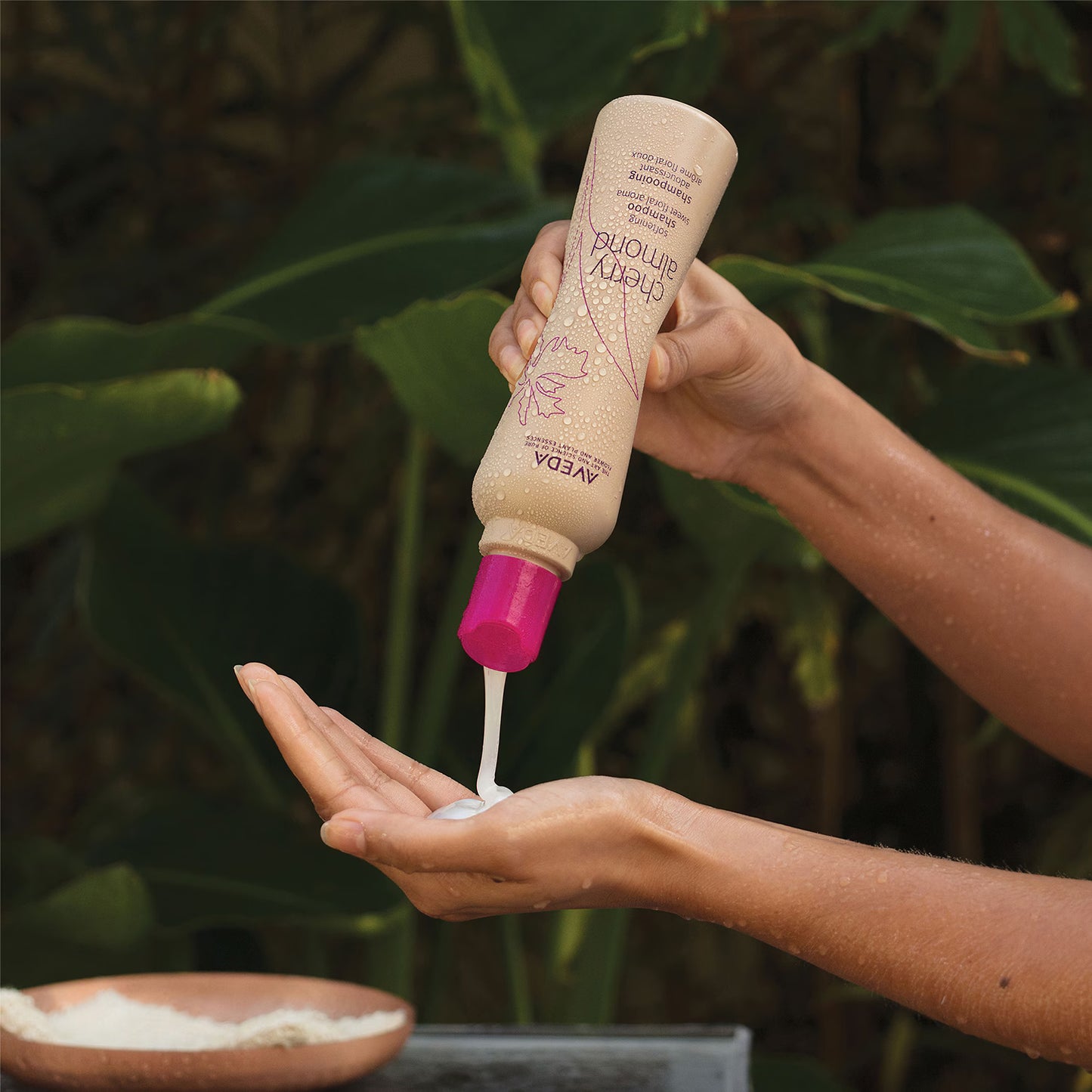 AVEDA cherry almond - Shampoo per capelli luminosi e morbidi